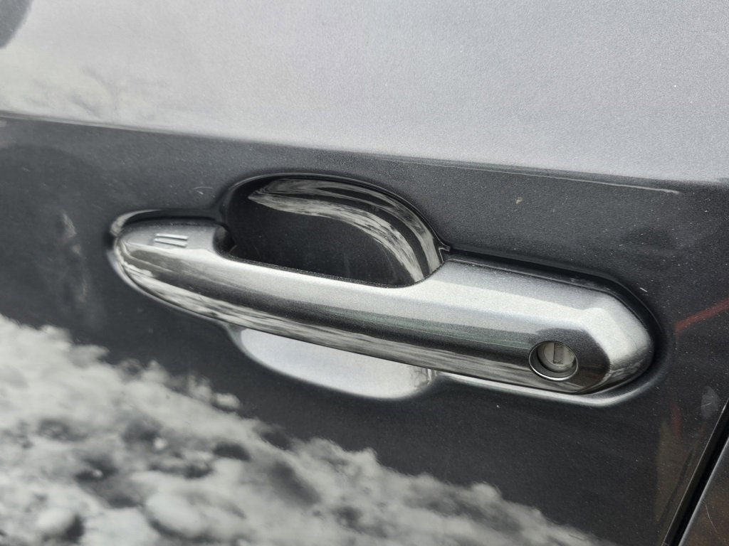 Used 2022 Toyota RAV4 XLE image 22