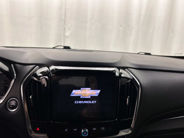 Used 2022 Chevrolet Traverse Premier w/ Redline Edition AWD/4WD image 13
