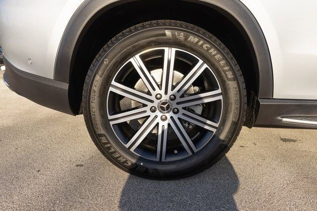 Certified 2025 Mercedes-Benz GLE 350 4MATIC image 11