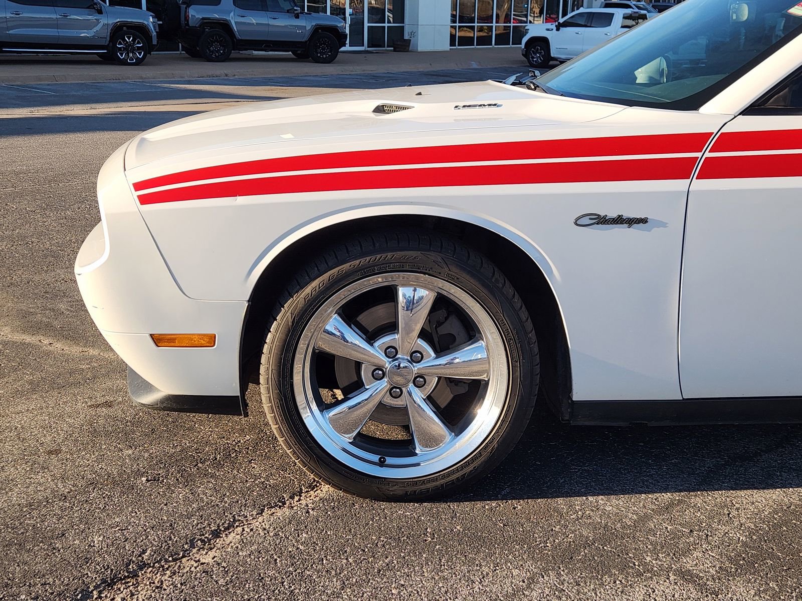 Used 2011 Dodge Challenger R/T image 9