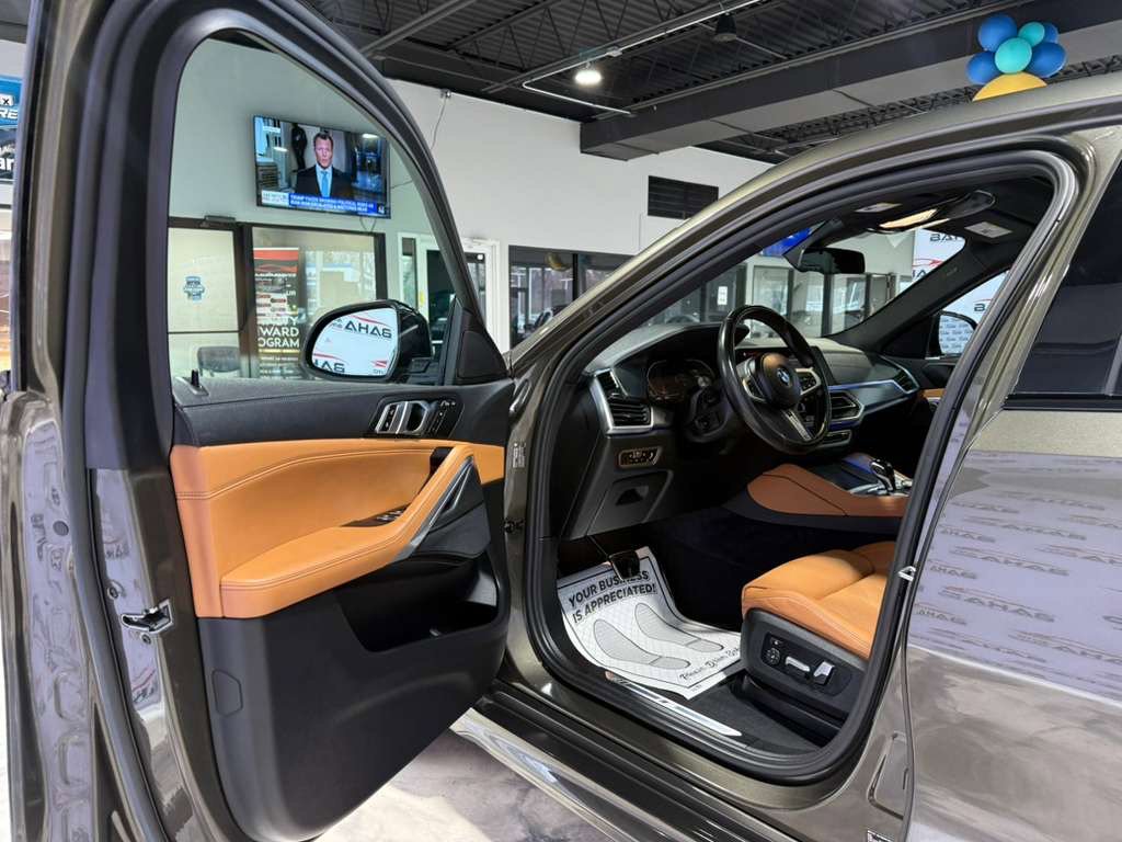 Used 2023 BMW X6 xDrive40i w/ M Sport Package image 27