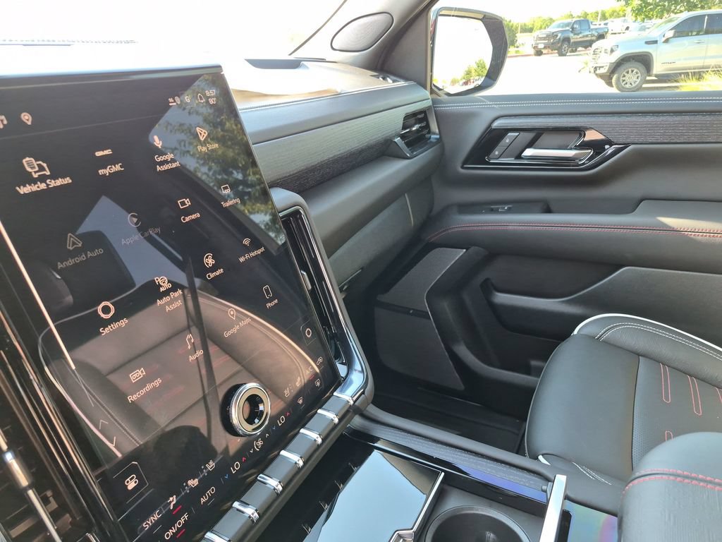 New 2026 GMC Yukon AT4 Ultimate AWD/4WD image 28
