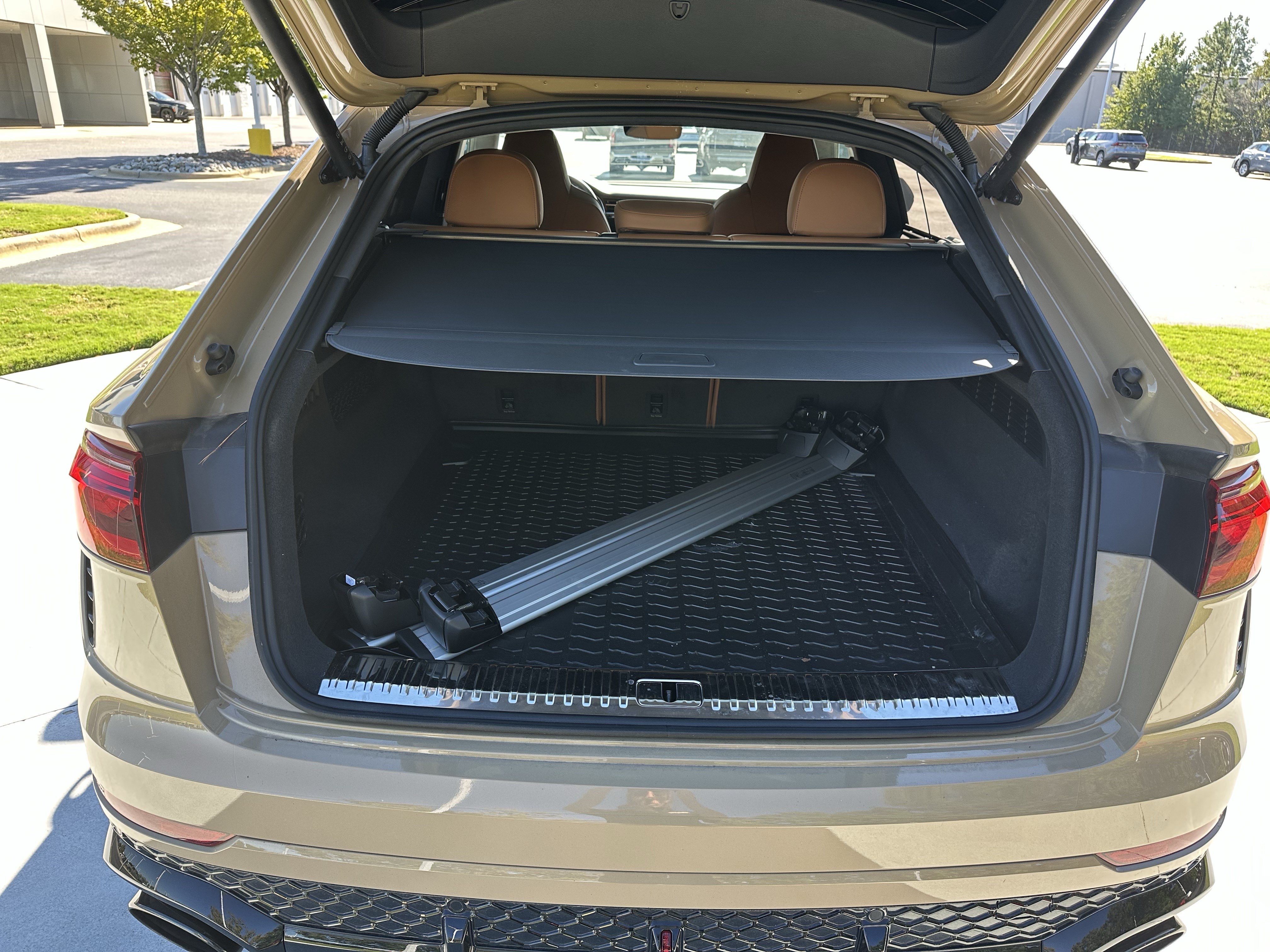 Used 2025 Audi RS Q8 performance AWD/4WD image 33
