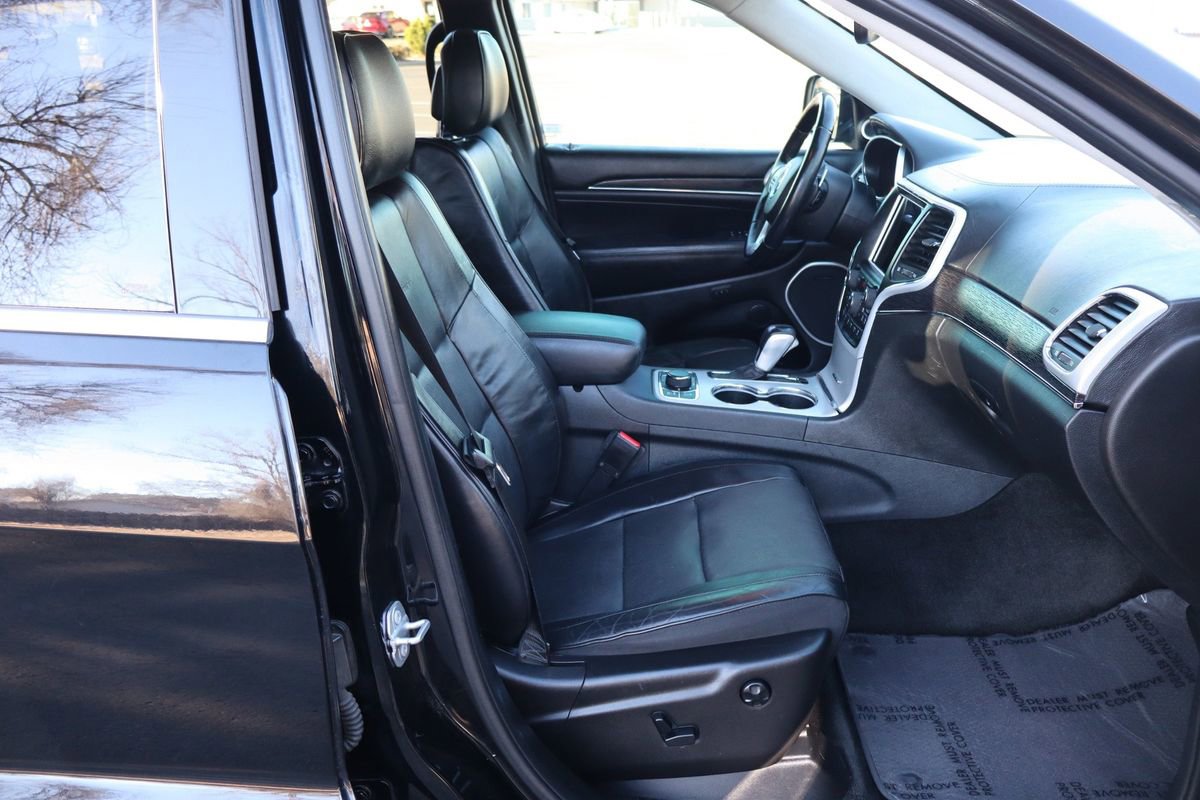 Used 2018 Jeep Grand Cherokee Summit w/ Platinum Series Group AWD/4WD image 22