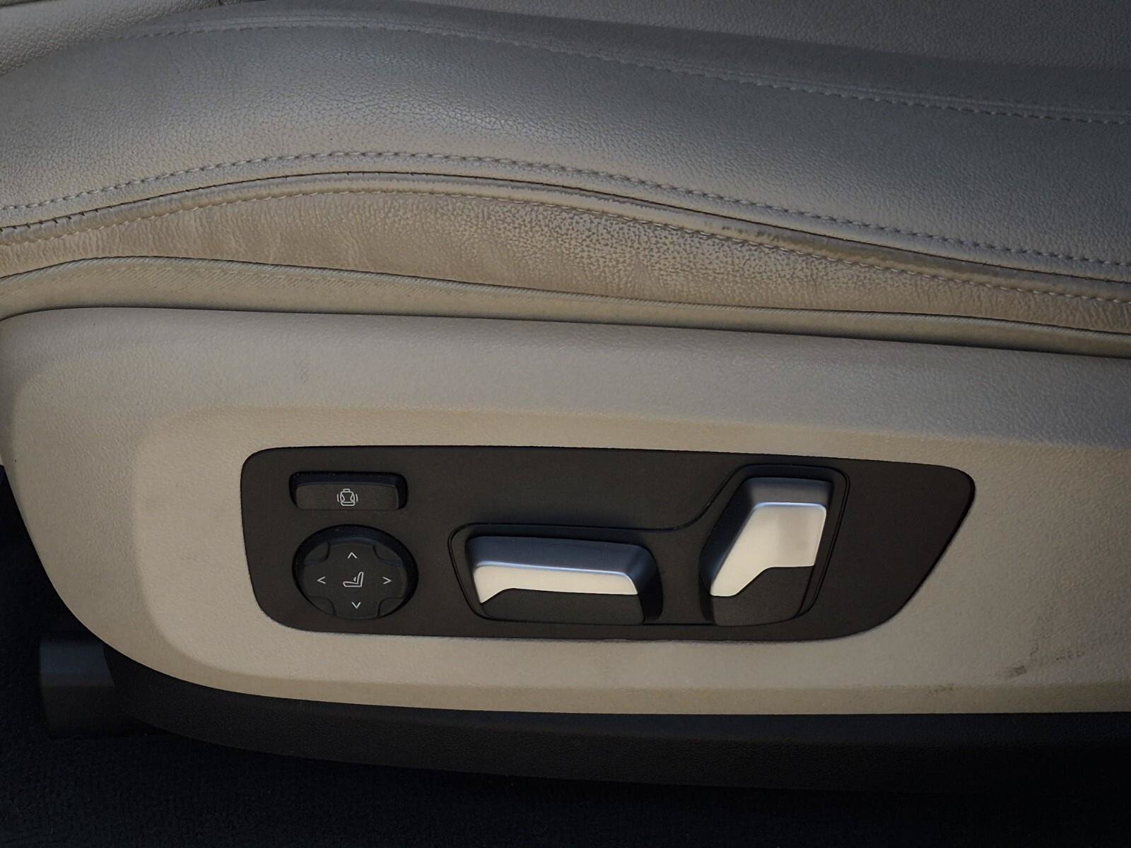 Used 2021 BMW X5 sDrive40i w/ Convenience Package RWD image 15
