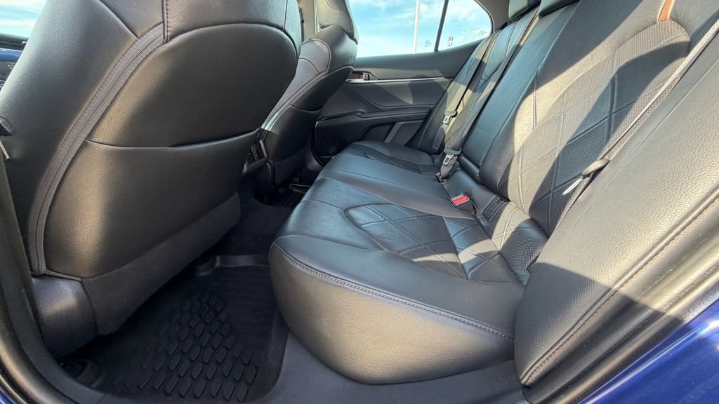 Used 2018 Toyota Camry XLE w/ Protection Package (Q2) FWD image 17