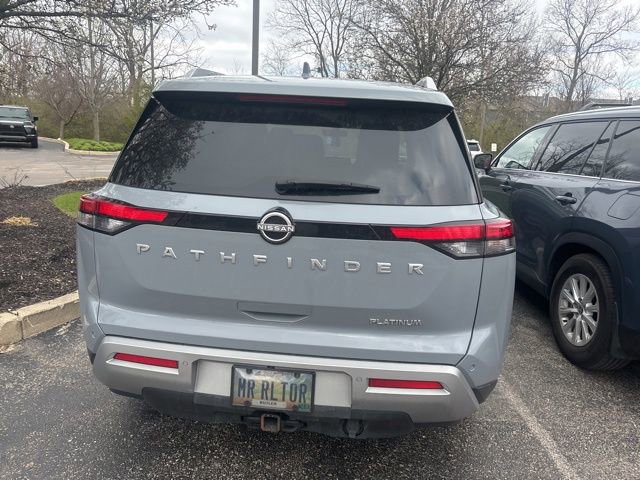 Used 2024 Nissan Pathfinder Platinum image 8