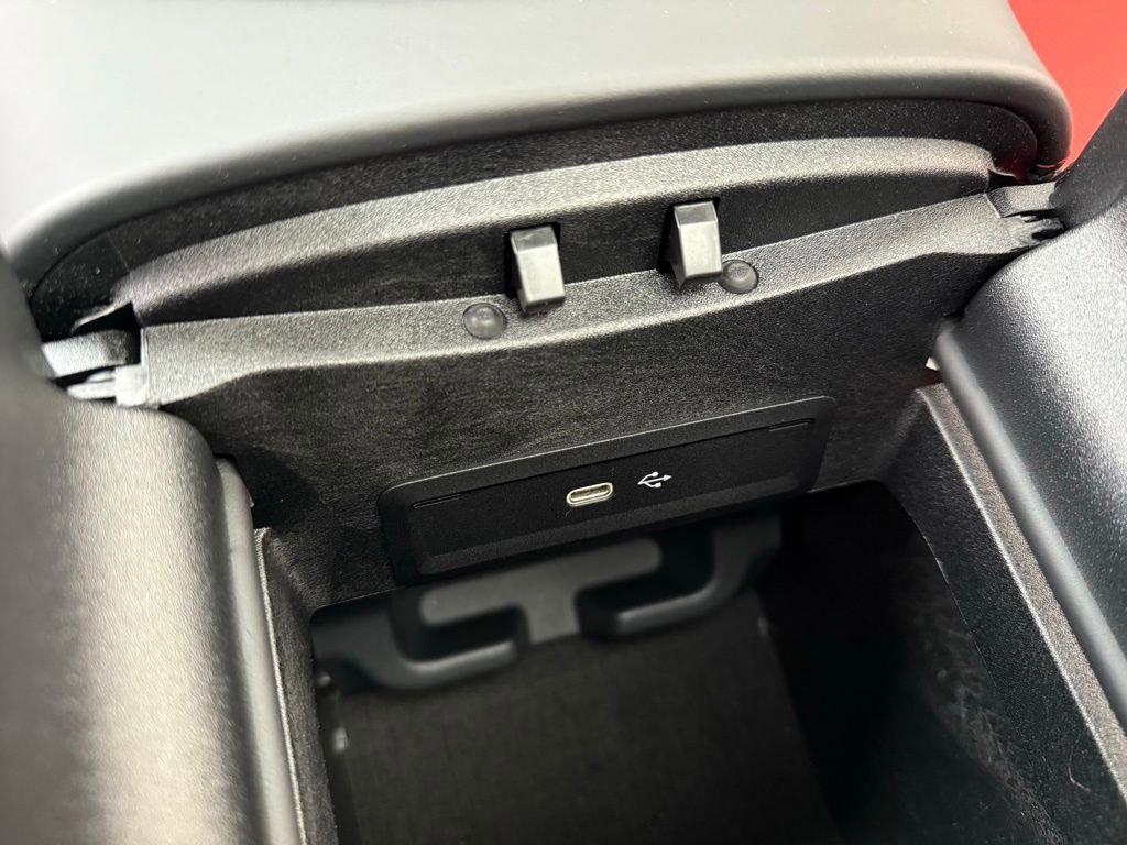 Used 2025 Mercedes-Benz GLE 53 AMG 4MATIC Coupe image 36