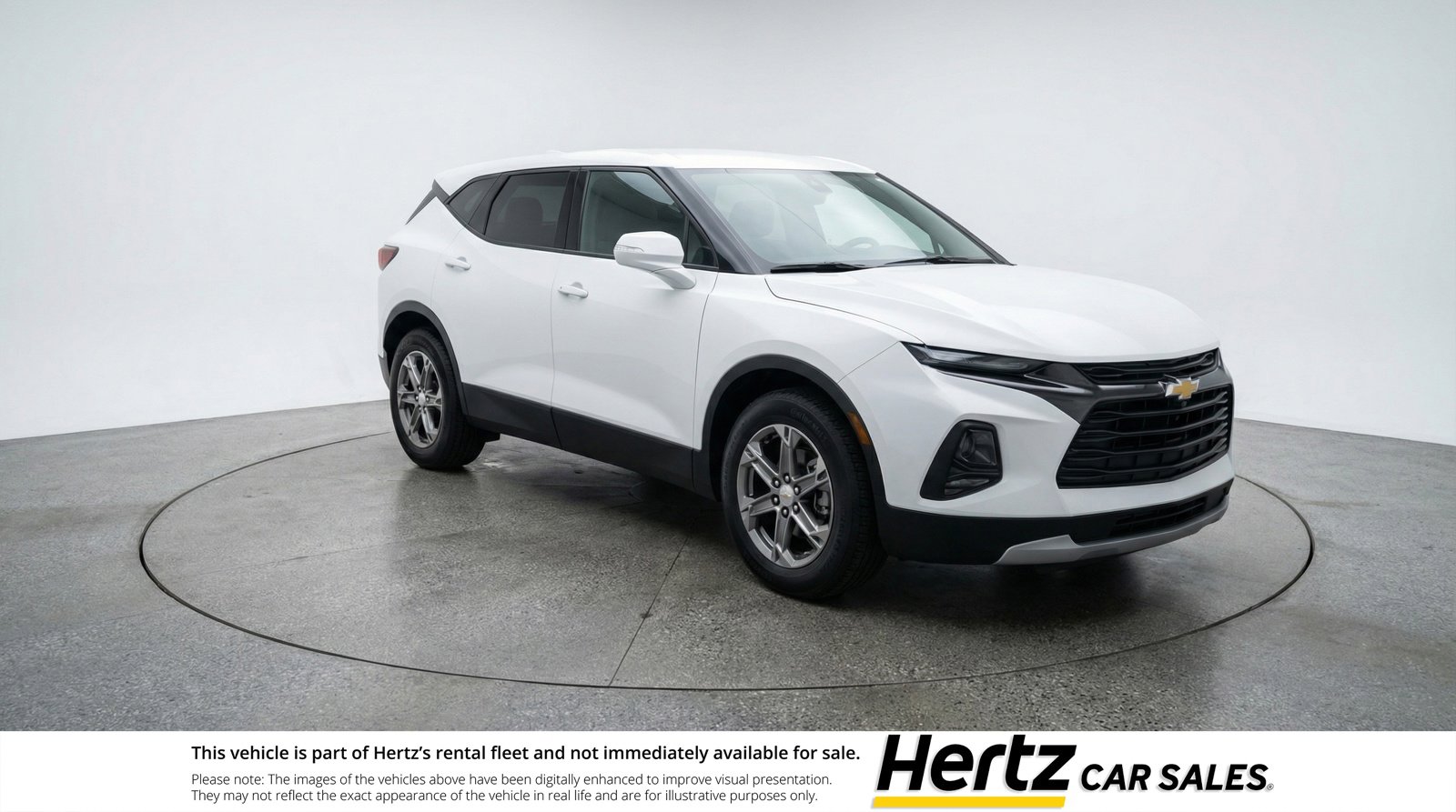 Used 2025 Chevrolet Blazer LT image 1