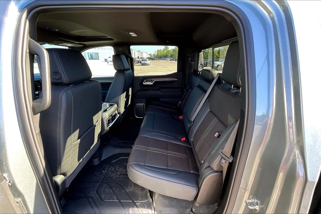 New 2026 Chevrolet Silverado 1500 High Country AWD/4WD image 7