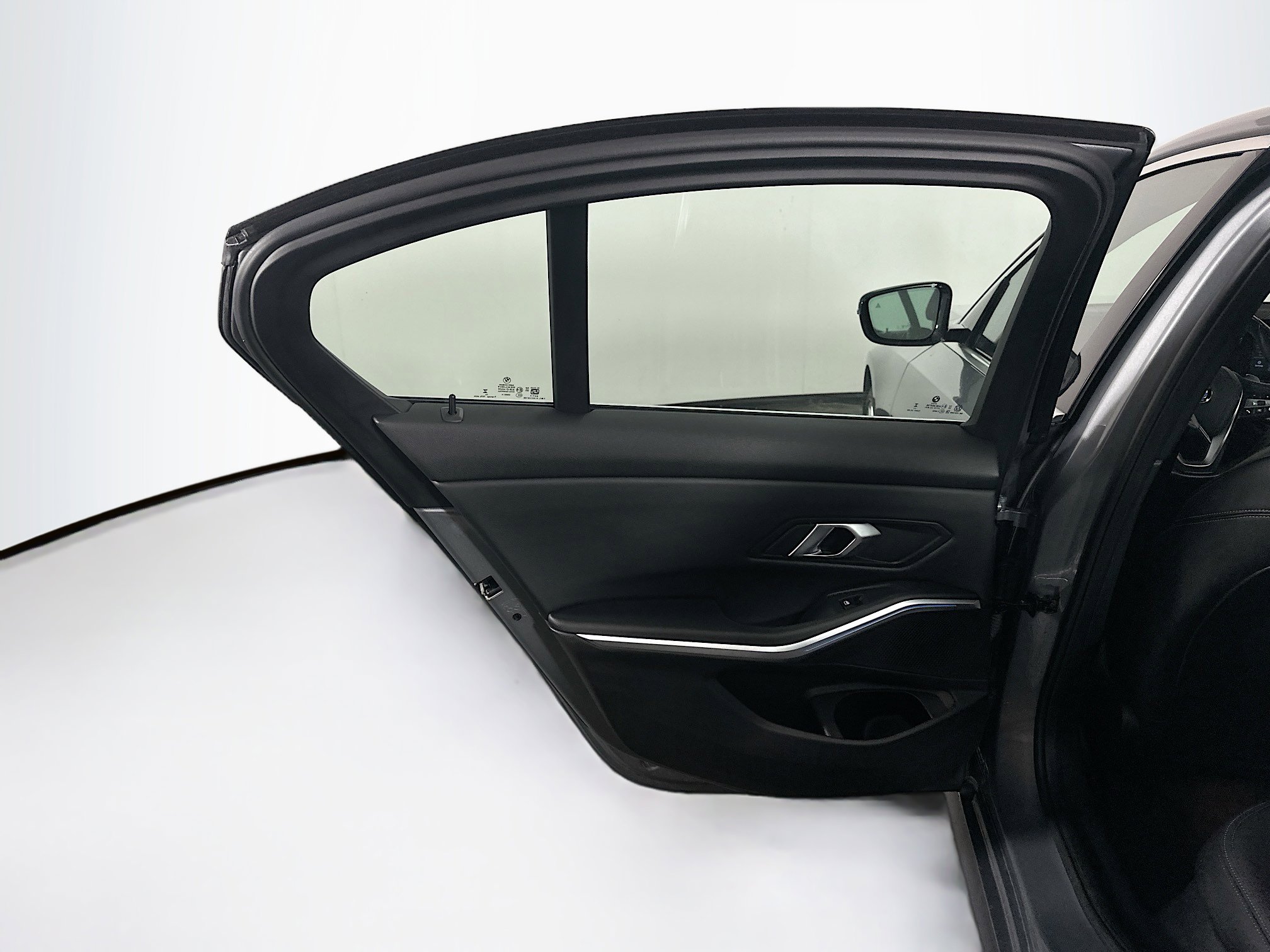 Used 2024 BMW 330i Sedan image 28