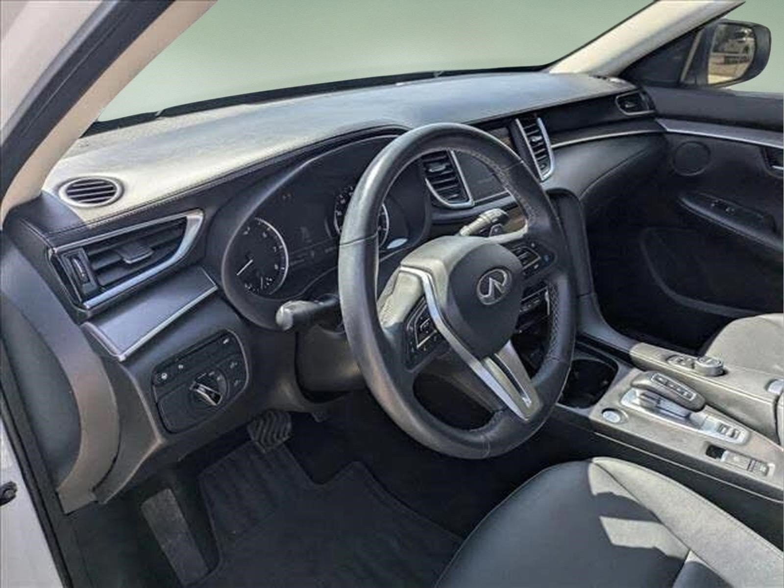 Used 2023 INFINITI QX50 Pure AWD/4WD image 10