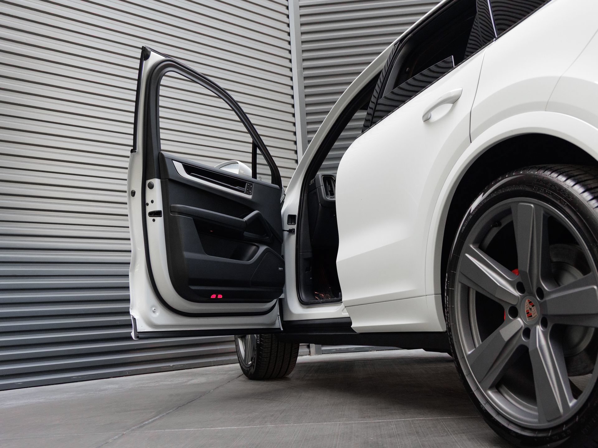 New 2026 Porsche Cayenne S AWD/4WD image 13