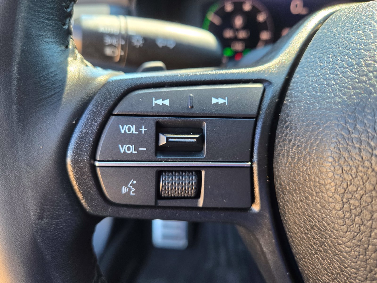 Used 2025 Honda Accord Sport-L image 12