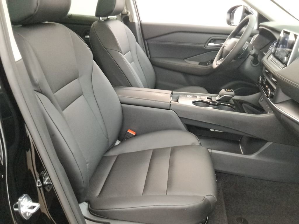 New 2026 Nissan Rogue SV image 16