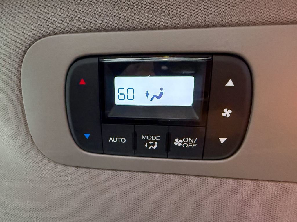 Used 2024 Honda Odyssey EX-L image 35