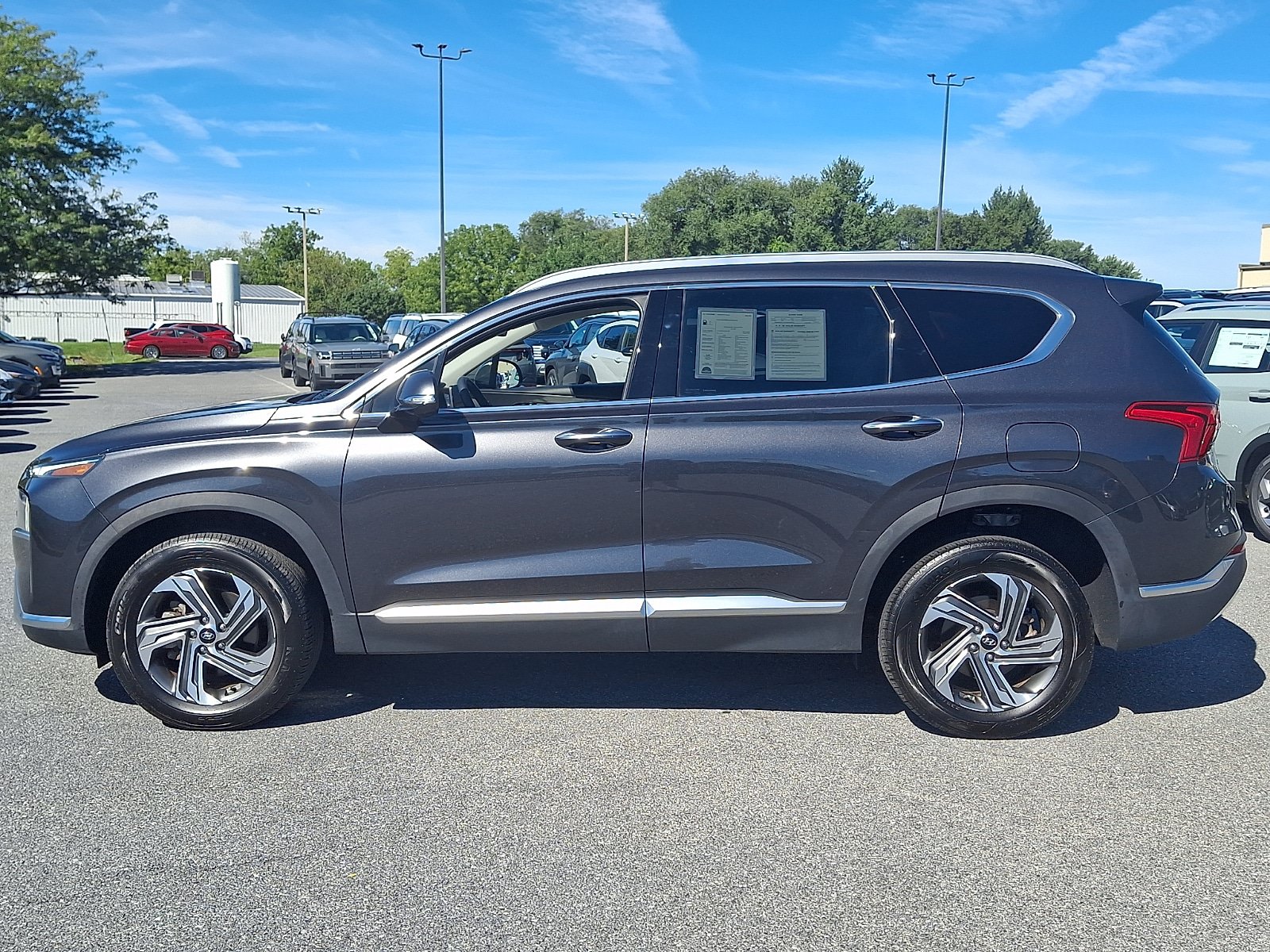 Certified 2023 Hyundai Santa Fe SEL w/ Premium Package AWD/4WD image 8