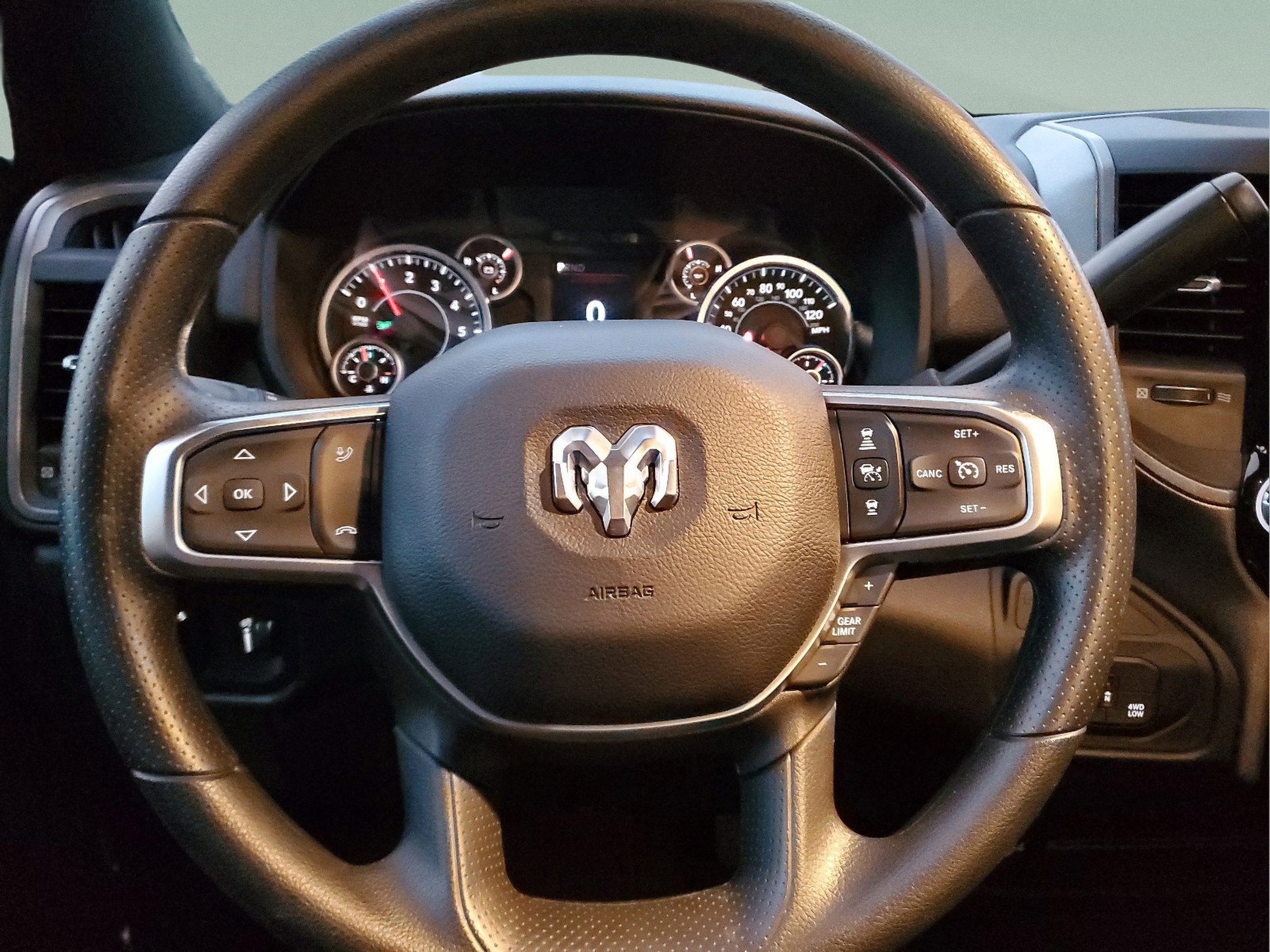 Used 2025 RAM 2500 Tradesman AWD/4WD image 18