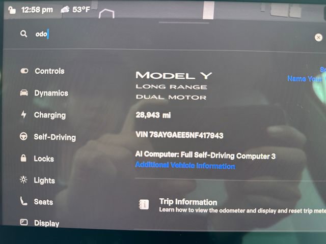 Used 2022 Tesla Model Y Long Range AWD/4WD image 23