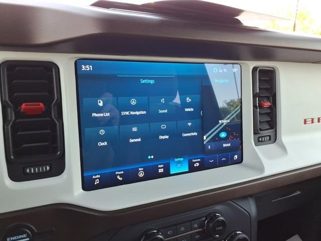 Used 2024 Ford Bronco Heritage Edition AWD/4WD image 24