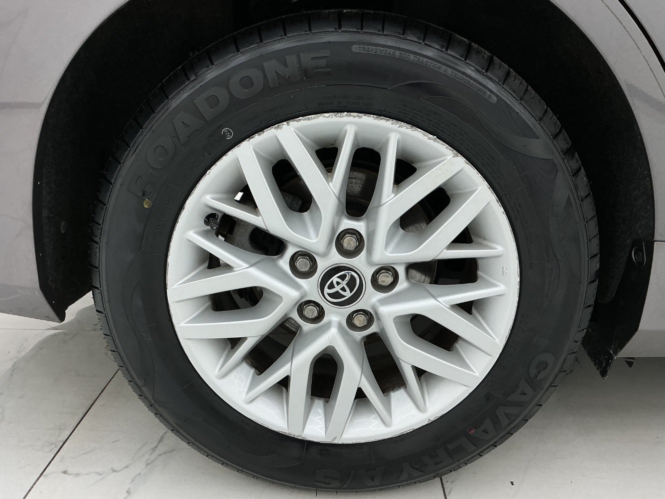 Used 2016 Toyota Camry LE FWD image 44
