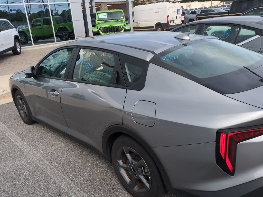 Used 2025 Kia K4 FWD image 6