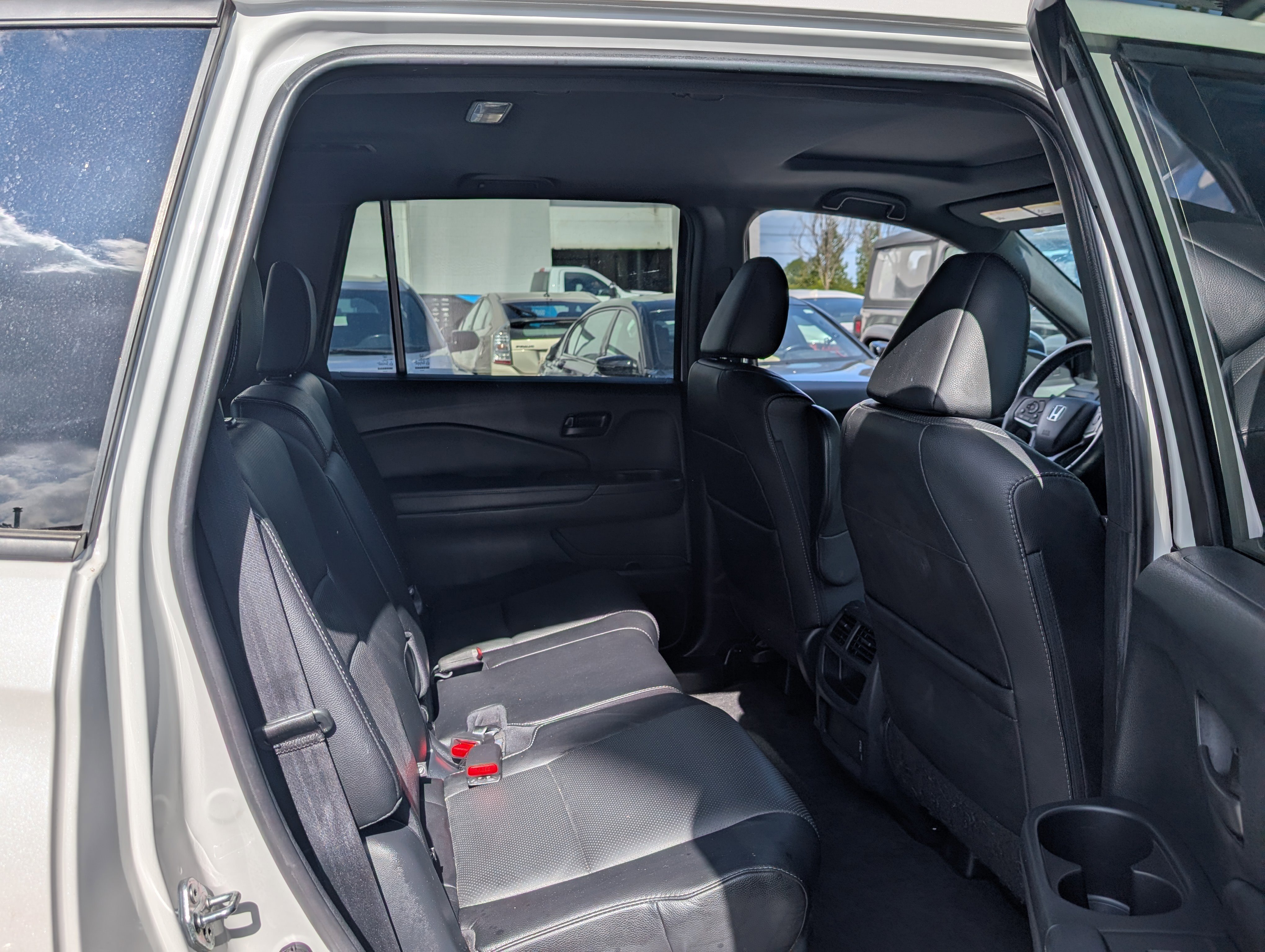 Used 2023 Honda Passport EX-L image 11
