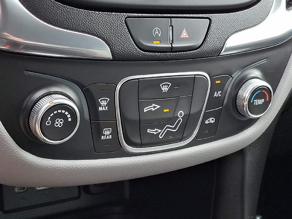 Certified 2022 Chevrolet Equinox LS FWD image 17