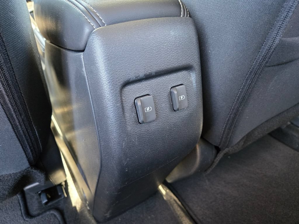 Certified 2024 Nissan Kicks SV w/ Interior Electronics Package FWD image 17