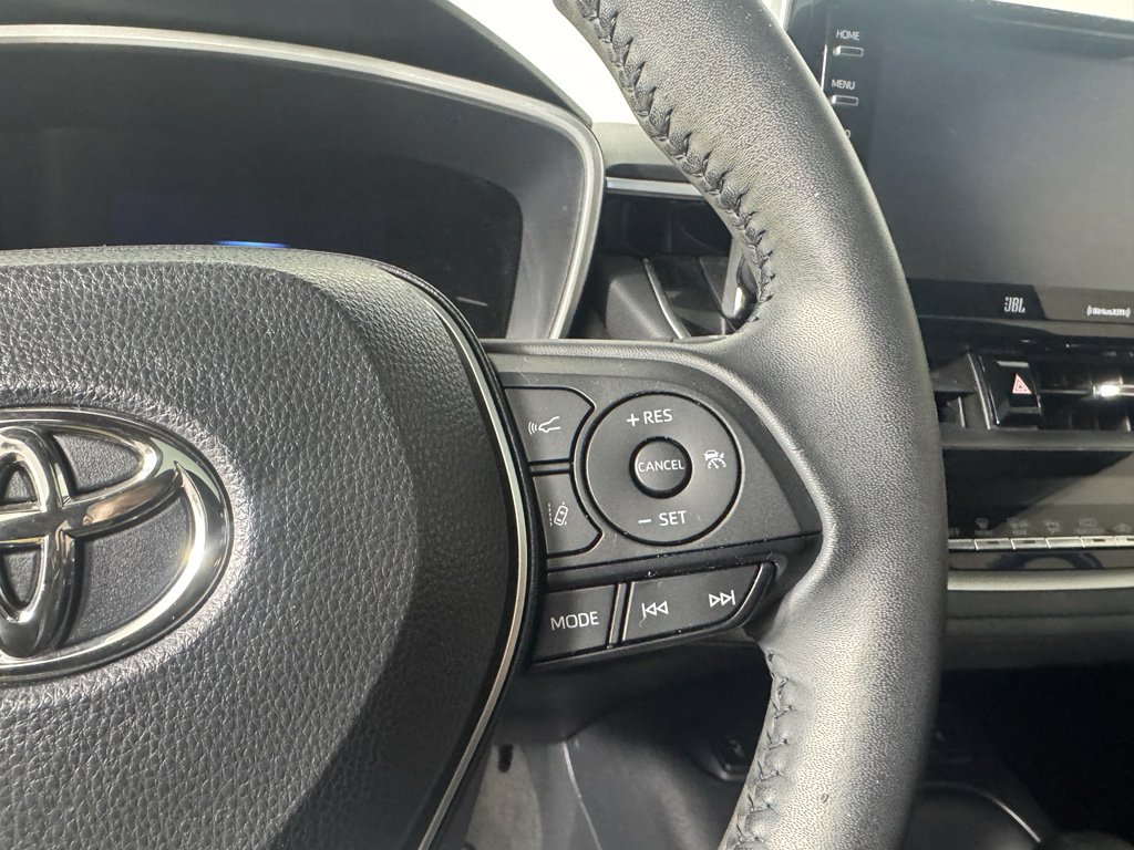 Used 2022 Toyota Corolla XSE image 19
