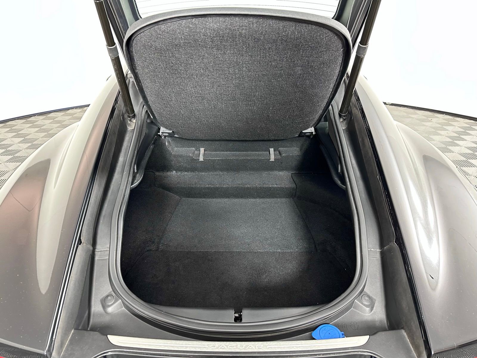 Used 2017 Jaguar F-TYPE S image 28