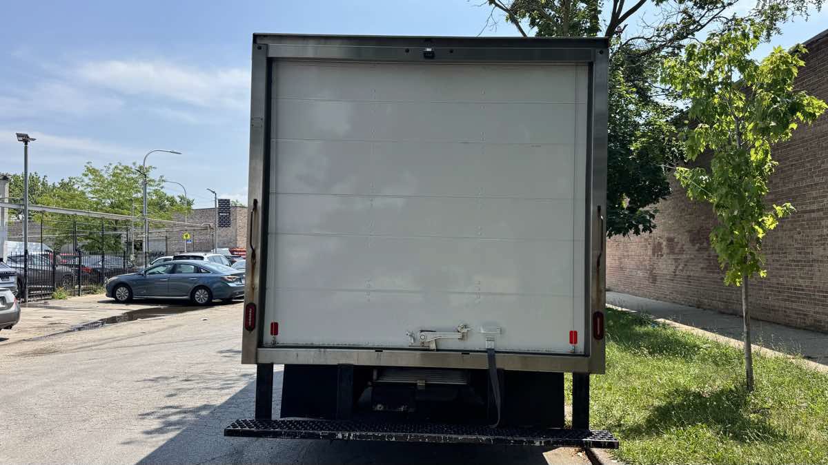Used 2021 Ford E-350 and Econoline 350 Super Duty w/ Power Windows & Locks Group RWD image 5