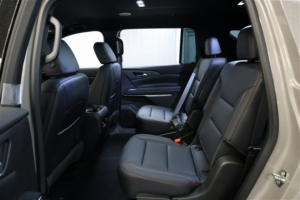 New 2026 Chevrolet Traverse Z71 w/ Driver Confidence Package image 10