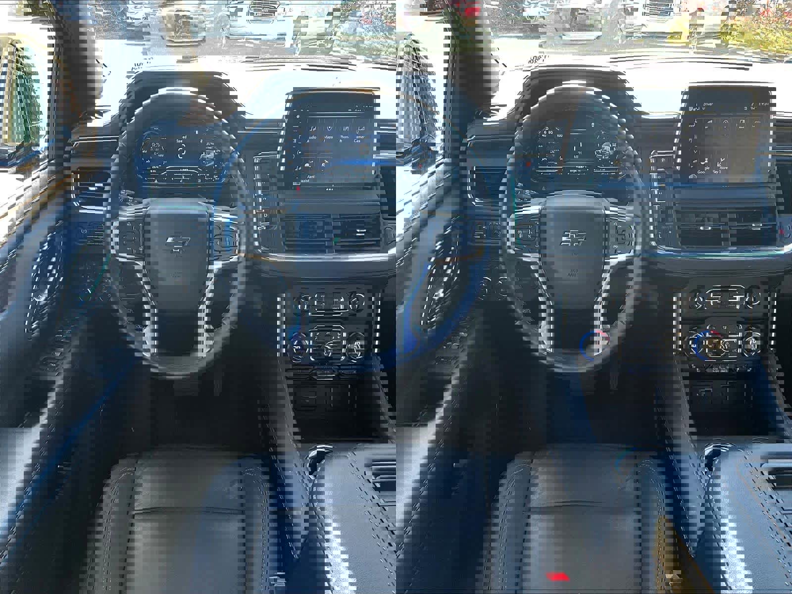 Used 2024 Chevrolet Tahoe Z71 w/ Luxury Package image 17