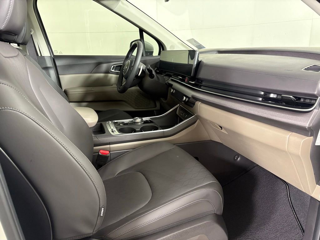 New 2026 Kia Carnival SX image 14