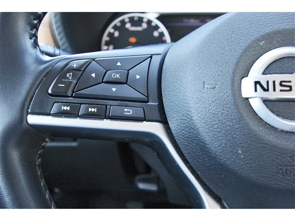 Used 2020 Nissan Sentra SV w/ SV Premium Package image 10