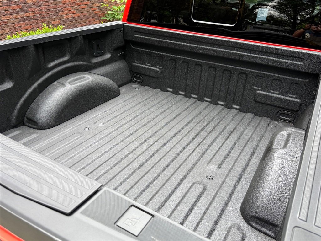 Used 2022 Ford F150 Raptor w/ Raptor 37 Performance Package AWD/4WD image 47