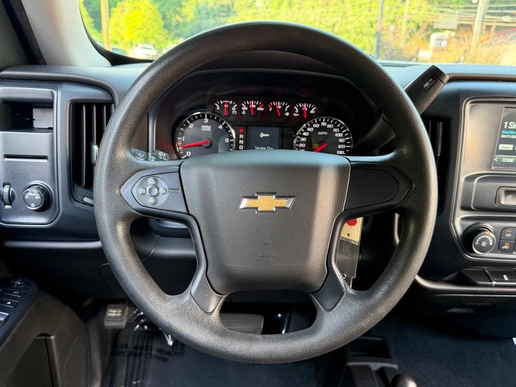 Used 2019 Chevrolet Silverado 1500 Custom w/ Custom Convenience Package AWD/4WD image 42