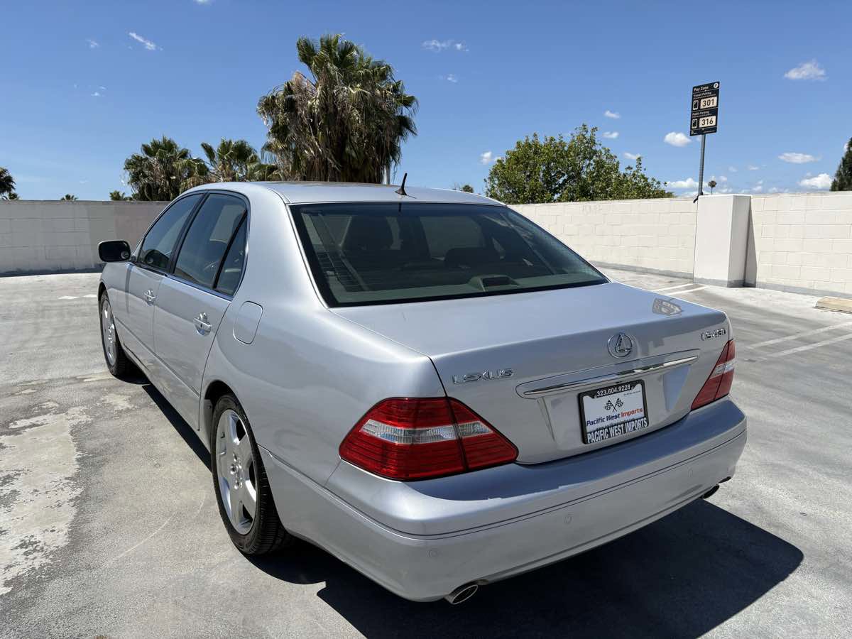 Used 2005 Lexus LS 430 RWD image 14
