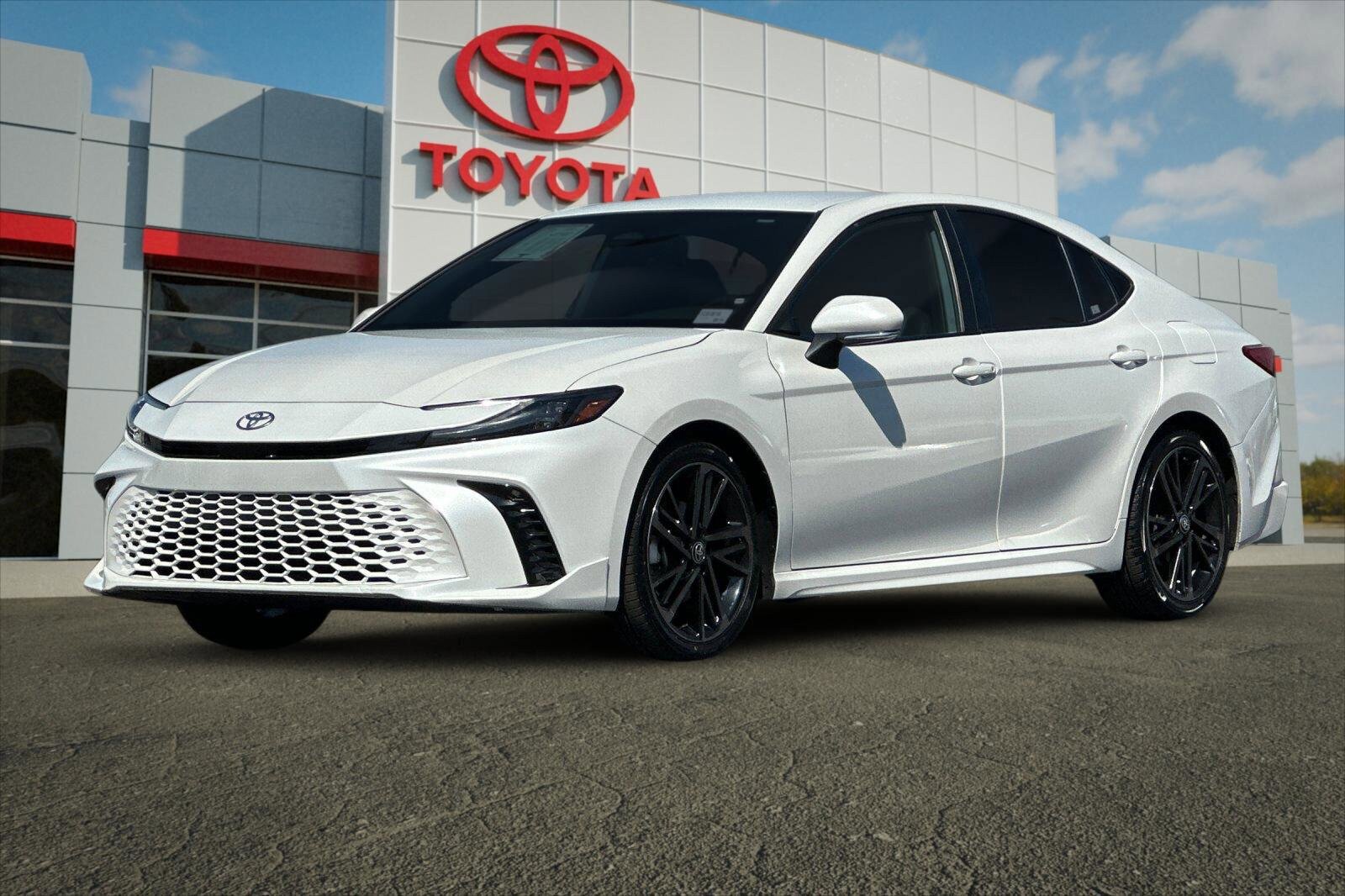 Certified 2025 Toyota Camry XSE FWD image 7