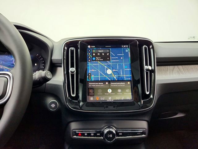 New 2026 Volvo XC40 B5 Ultra w/ Climate Package image 23