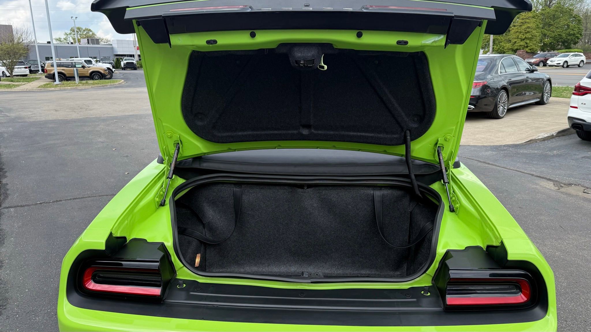 Used 2023 Dodge Challenger R/T Scat Pack w/ Plus Package image 33