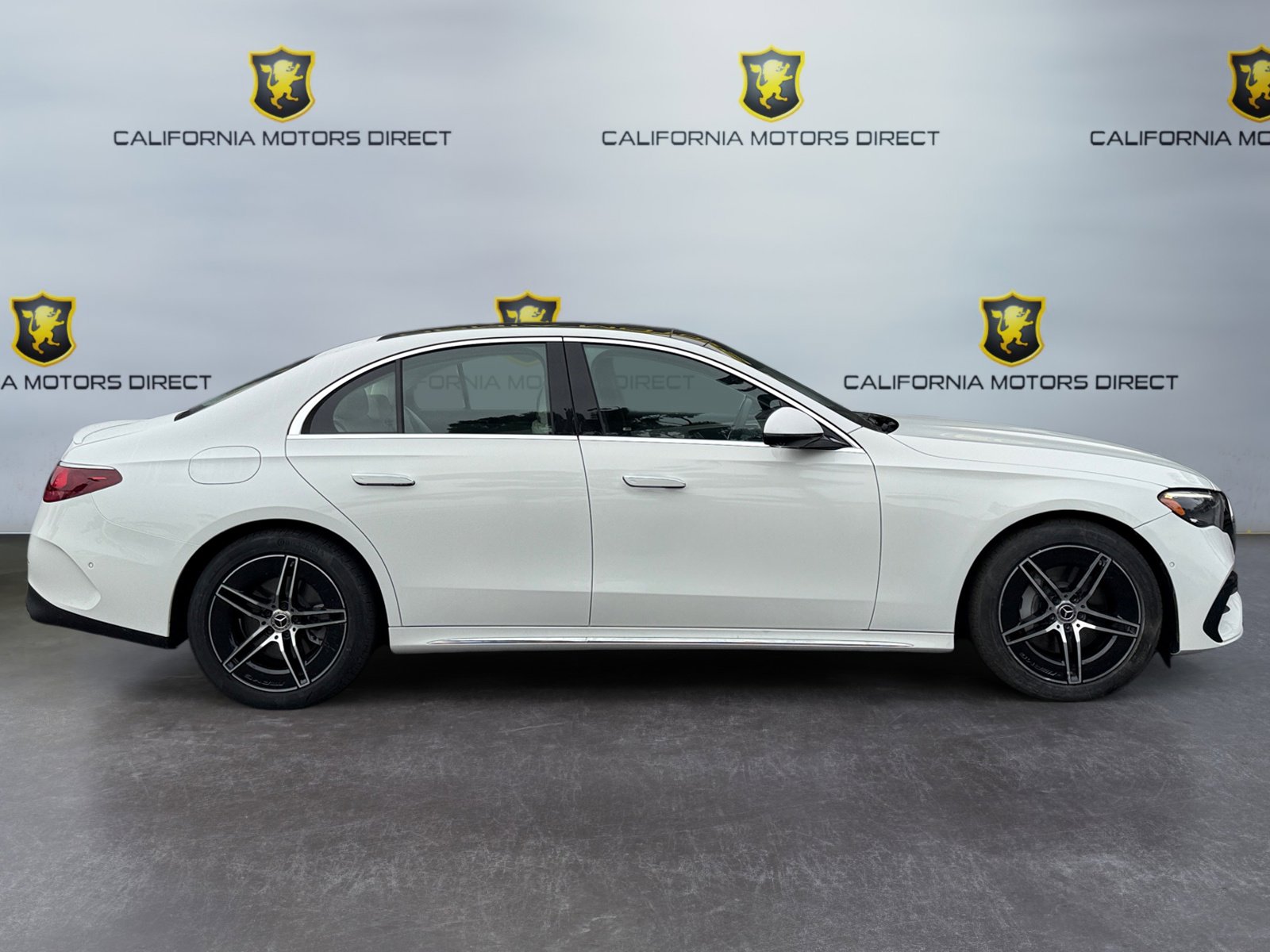 Used 2025 Mercedes-Benz E 350 Sedan image 6
