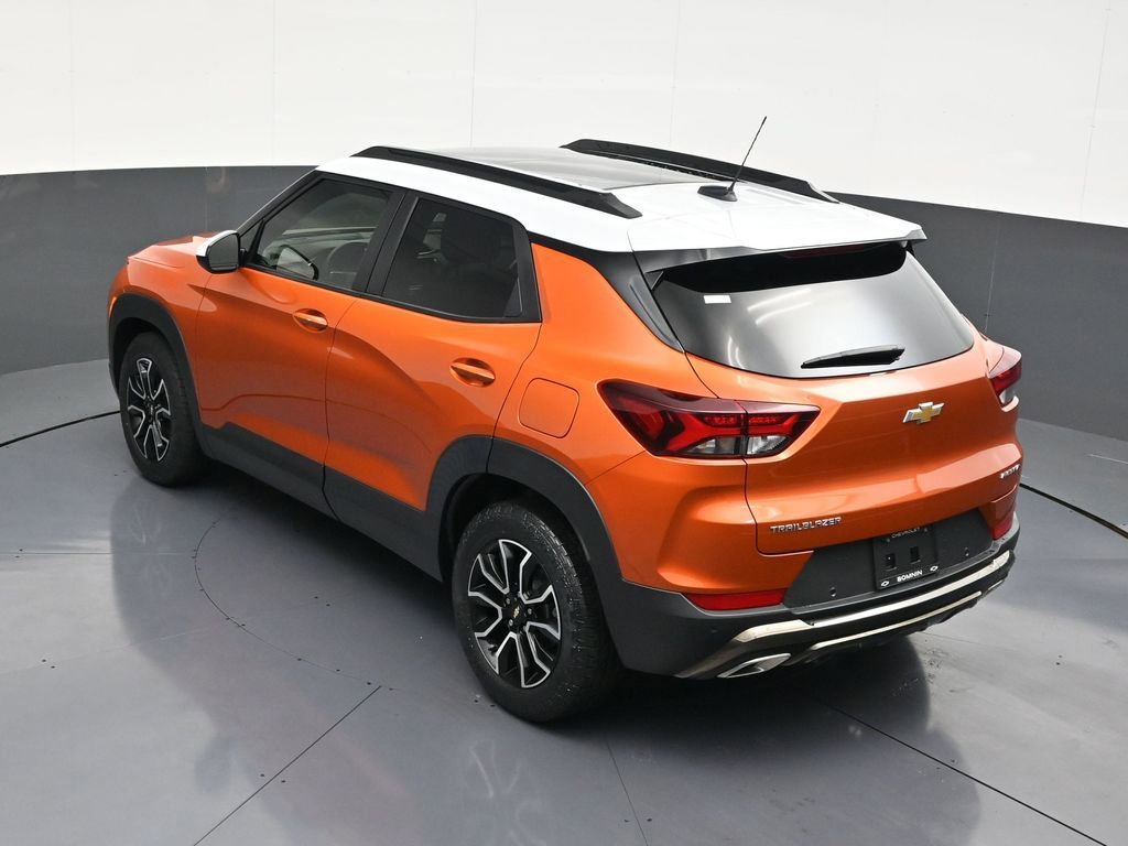 Used 2023 Chevrolet TrailBlazer ACTIV w/ Sun and Liftgate Package image 17