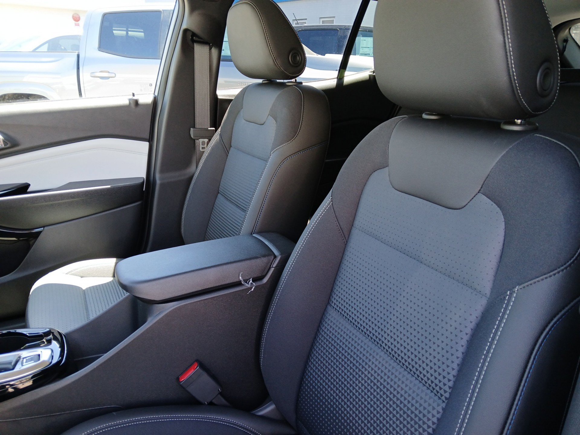 New 2026 Chevrolet Trax LT w/ Driver Confidence Package FWD image 20