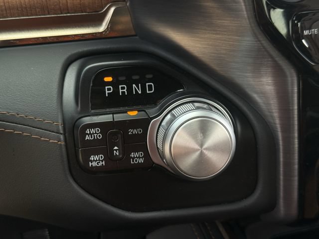 Used 2022 RAM 1500 Limited w/ Body Color Bumper Group AWD/4WD image 21