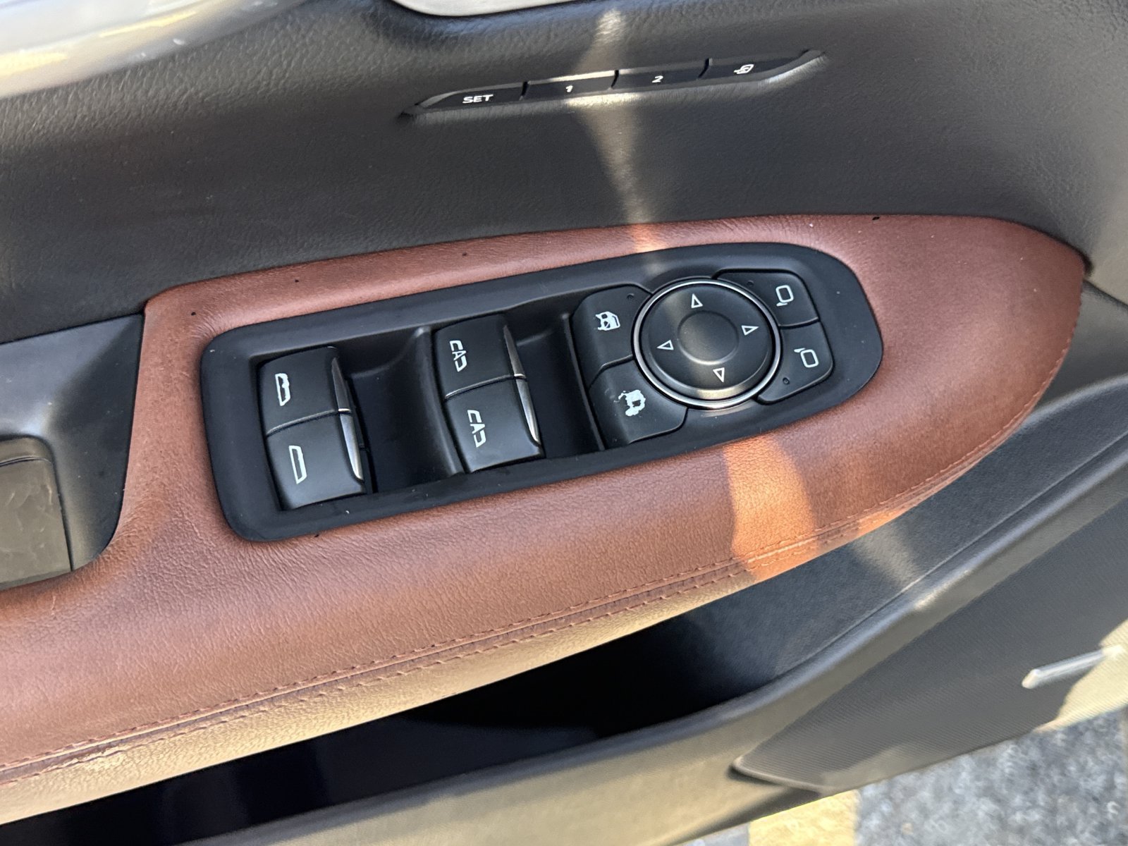 Used 2020 Cadillac XT5 Premium Luxury FWD image 17