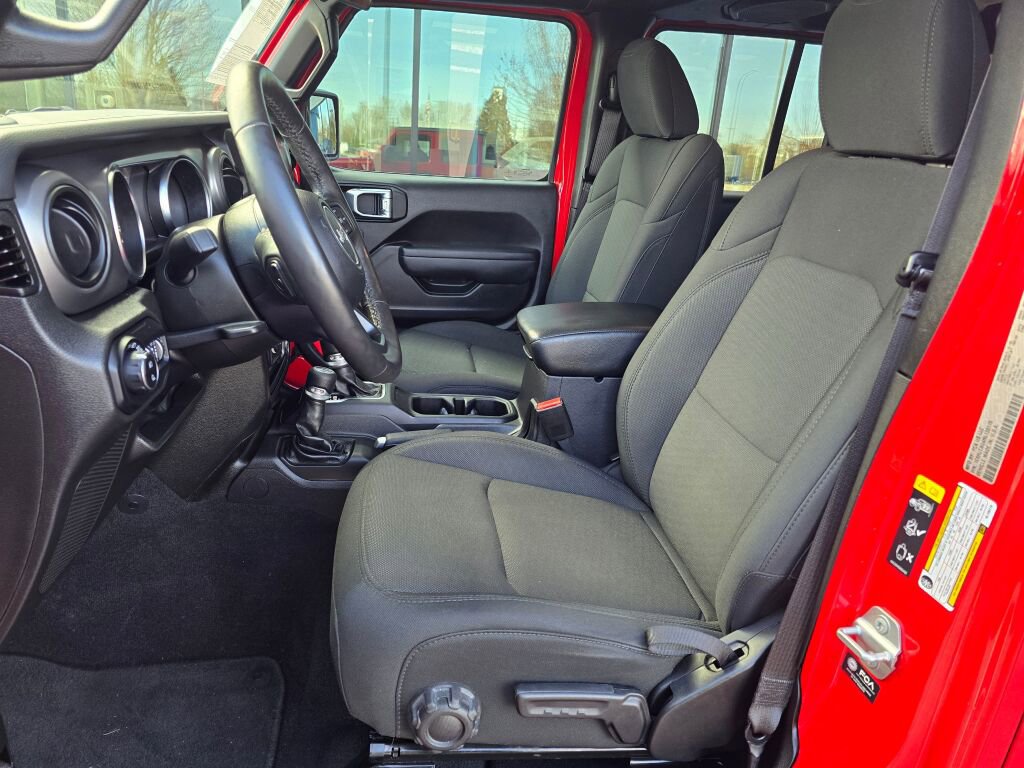 Used 2022 Jeep Gladiator Sport image 20