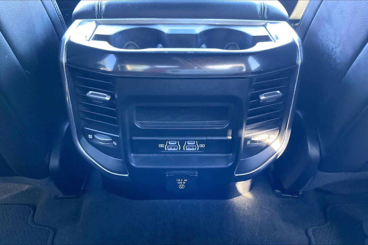 Used 2022 RAM 1500 Laramie AWD/4WD image 35