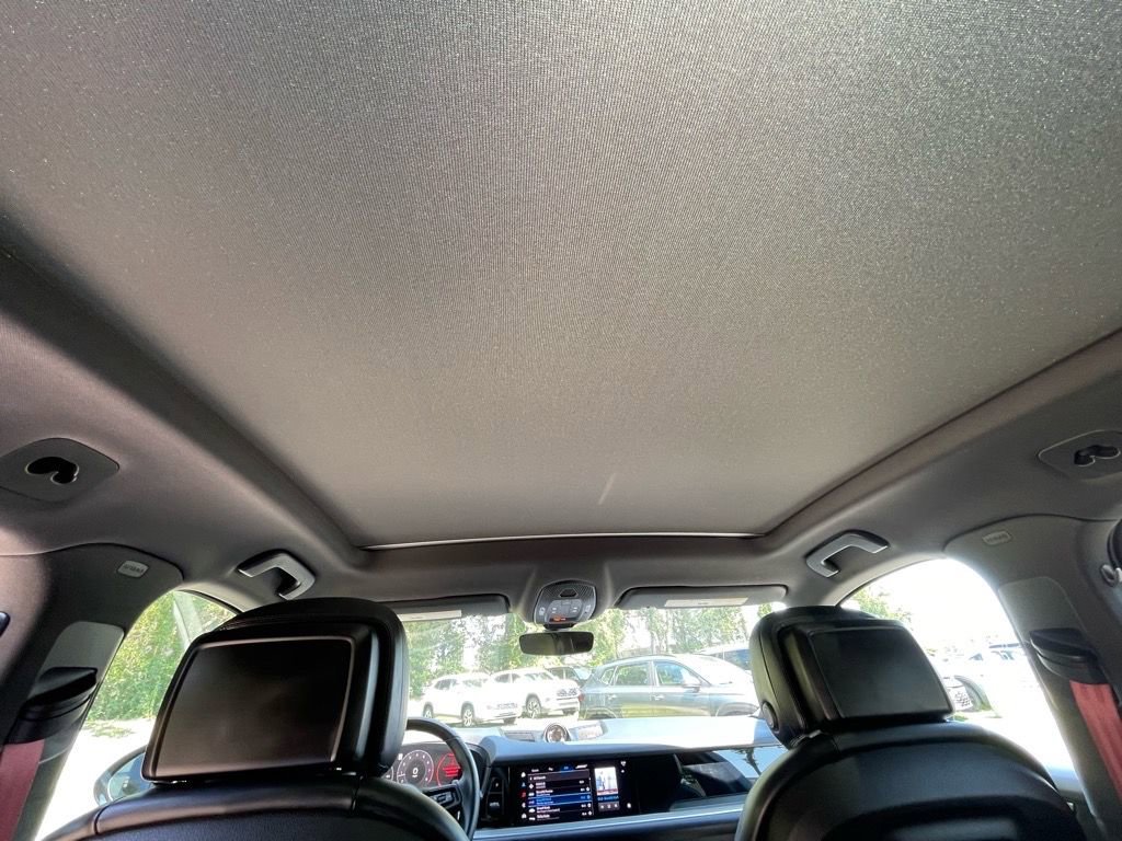 Used 2024 Porsche Cayenne Coupe image 25